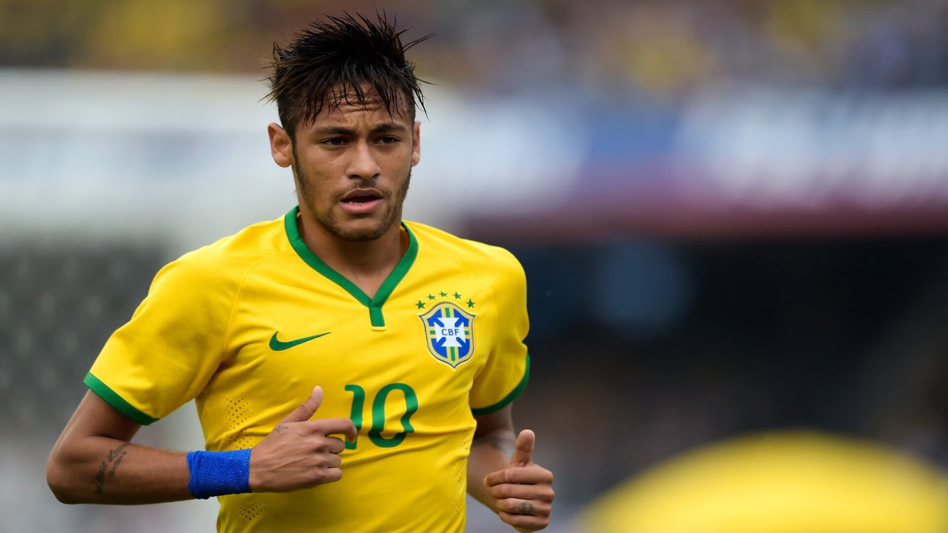 凯恩在MAD比赛中反败为胜，领先优势明显引发热议！再创辉煌时刻